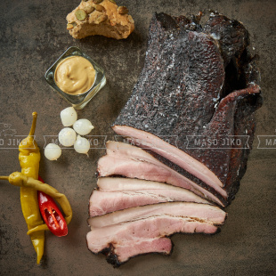 Mistrovská slanina vcelku